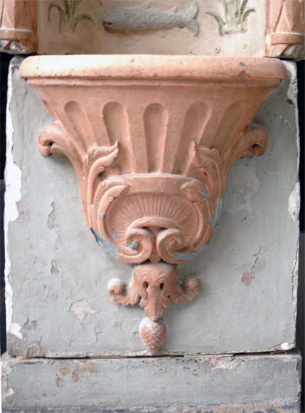 Antique Stone Fountain from Provence 18th century Antique Stone Fountain from Provence 18th century-3