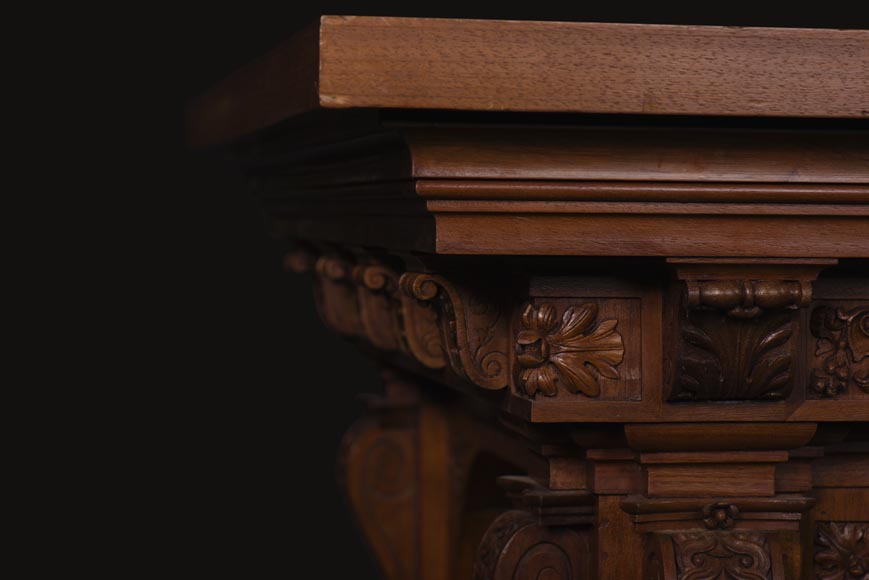 The table coming from an exceptional furniture set realized by Moses Michelangelo Guggenheim for the Palazzo Papadopoli in Venice, Italy The table coming from an exceptional furniture set realized by Moses Michelangelo Guggenheim for the Palazzo Papadopoli in Venice, Italy-7