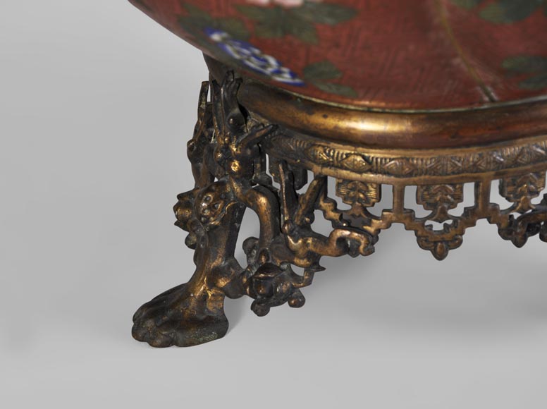 Ormolu mounted and red cloisonne enamel cache-pot Ormolu mounted and red cloisonne enamel cache-pot-5