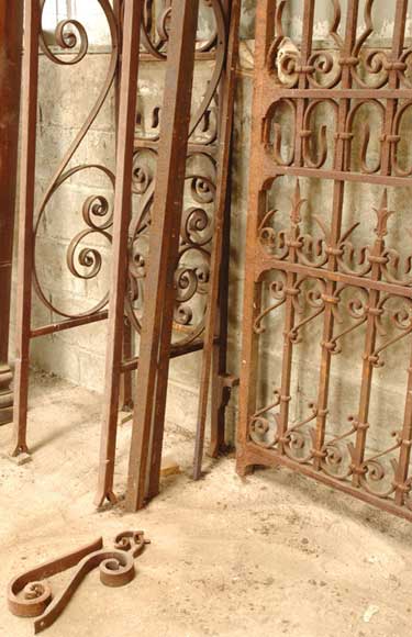 Wrought iron 19th century main gate Wrought iron 19th century main gate -9