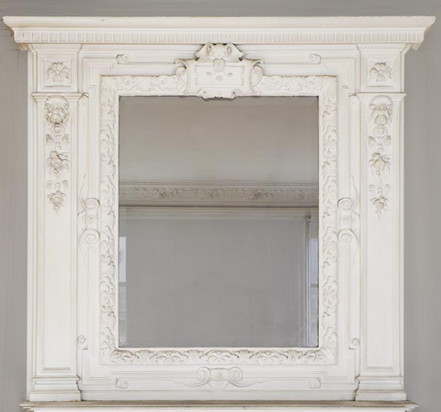 Antique Louis XIV style pierglass with lions heads decor Antique Louis XIV style pierglass with lions heads decor-0