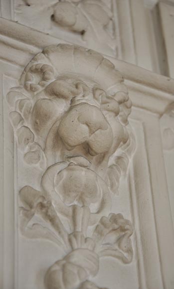 Antique Louis XIV style pierglass with lions heads decor Antique Louis XIV style pierglass with lions heads decor-4