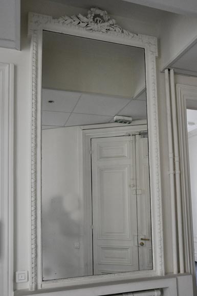 Antique Louis XVI style pier glass with quiver and flowers decor Antique Louis XVI style pier glass with quiver and flowers decor-0