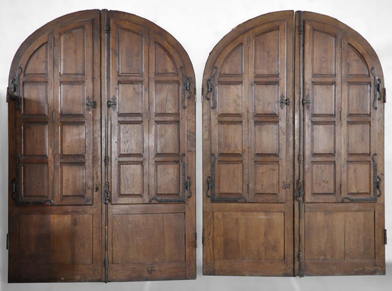 Important pair of doors in oak with flaps Important pair of doors in oak with flaps-0