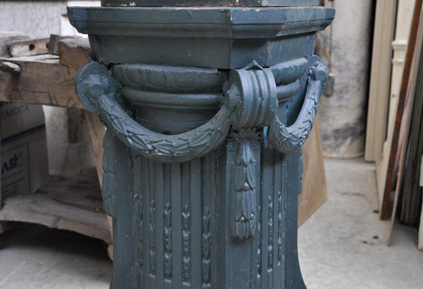 Pair of cast iron Louis XVI style vase with theirs originals bases Pair of cast iron Louis XVI style vase with theirs originals bases-6