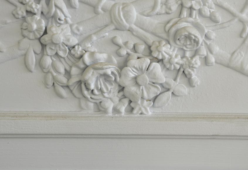 Antique Louis XVI style overmantel mirror with wreaths and masses of weapons, wood and stucco painted blue Antique Louis XVI style overmantel mirror with wreaths and masses of weapons, wood and stucco painted blue-2