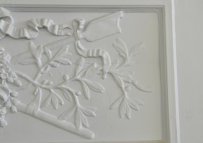 Antique Louis XVI style overmantel mirror with wreaths and masses of weapons, wood and stucco painted blue Antique Louis XVI style overmantel mirror with wreaths and masses of weapons, wood and stucco painted blue-3