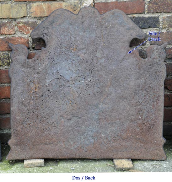 Antique cast iron fireback with coat of arms with a sword and two stars, two ionic pilasters and leather cut pattern, late 17th century Antique cast iron fireback with coat of arms with a sword and two stars, two ionic pilasters and leather cut pattern, late 17th century -5