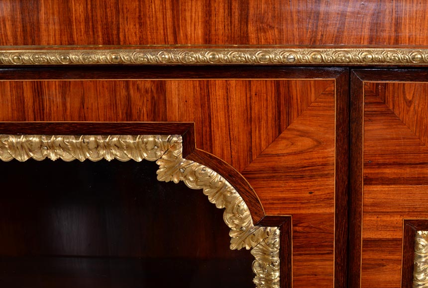 Georges Alphonse MONBRO (attributed to), Pair of low bookcases with bronze espagnolettes Georges Alphonse MONBRO (attributed to), Pair of low bookcases with bronze espagnolettes -9