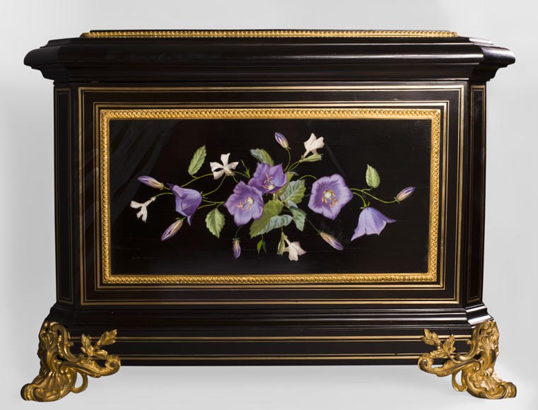 Julien-Nicolas RIVART (1802-1867) - Exceptional Jewel Case decorated with porcelain marquetry from Elsa Schiaparelli’s collection Julien-Nicolas RIVART (1802-1867) - Exceptional Jewel Case decorated with porcelain marquetry from Elsa Schiaparelli’s collection-4
