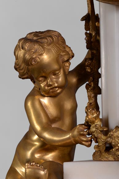 Louis XVI style little clock with putti by Perrineau Louis XVI style little clock with putti by Perrineau-9