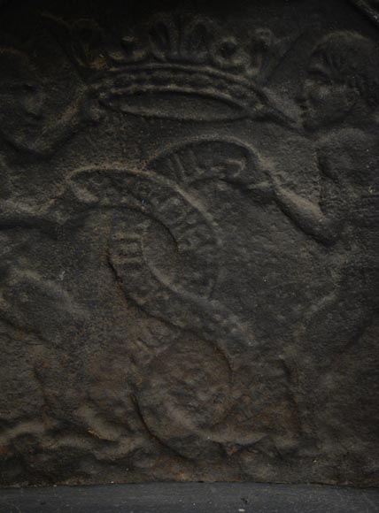 Rare antique 17th-century fireback with Satan Rare antique 17th-century fireback with Satan-5