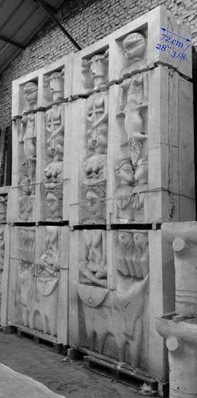 Set of ethnic style monumental decorative elements in plaster, 20th century Set of ethnic style monumental decorative elements in plaster, 20th century-12