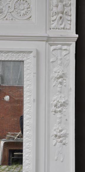 Antique Louis XVI style overmantel mirror with flowers frieze, wood and painted stucco Antique Louis XVI style overmantel mirror with flowers frieze, wood and painted stucco-4