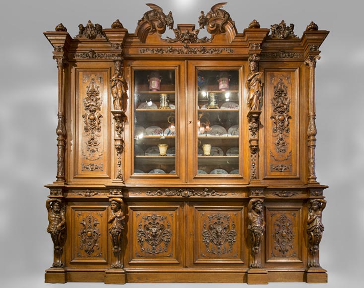 Richly carved Neo-Renaissance style buffet Richly carved Neo-Renaissance style buffet-0