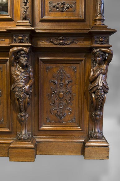 Richly carved Neo-Renaissance style buffet Richly carved Neo-Renaissance style buffet-17