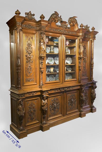 Richly carved Neo-Renaissance style buffet Richly carved Neo-Renaissance style buffet-20