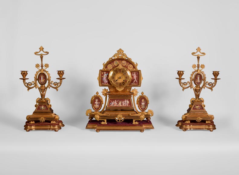 Neo-Pompeian style clock set made out of gilded bronze and red ceramic Neo-Pompeian style clock set made out of gilded bronze and red ceramic-0