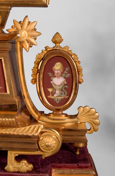 Neo-Pompeian style clock set made out of gilded bronze and red ceramic Neo-Pompeian style clock set made out of gilded bronze and red ceramic-5