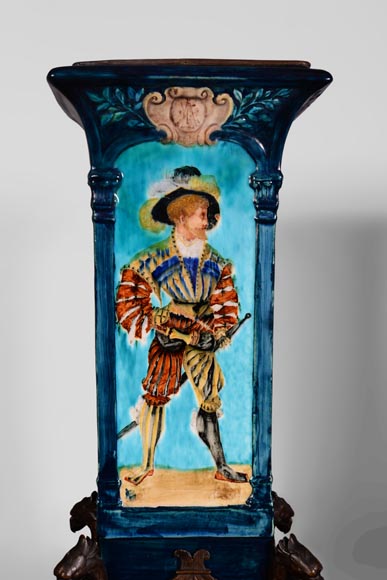 Pair of Neo-Renaissance style earthenware cones vases with brown patina bronze griffins Pair of Neo-Renaissance style earthenware cones vases with brown patina bronze griffins-2