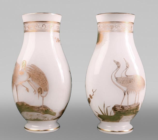 Baccarat, Pair of vases with wading birds, circa 1880 Baccarat, Pair of vases with wading birds, circa 1880-0