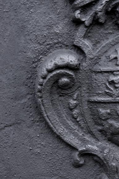 Antique cast iron fireback with the Joly family coat of arms, 18th century Antique cast iron fireback with the Joly family coat of arms, 18th century -3