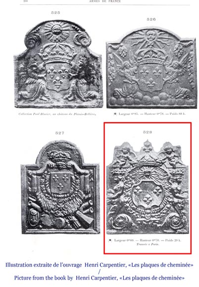 Antique fireback with French coat of arms and rich decor with cupids, 17th century Antique fireback with French coat of arms and rich decor with cupids, 17th century-10