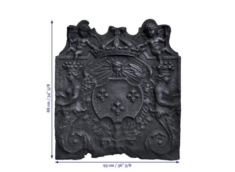Antique fireback with French coat of arms and rich decor with cupids, 17th century Antique fireback with French coat of arms and rich decor with cupids, 17th century-11