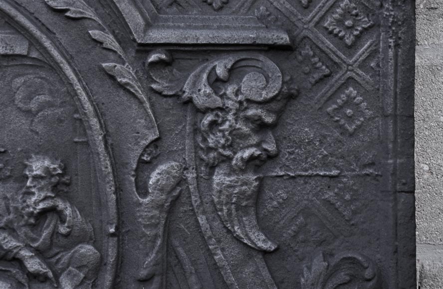 Antique large Louis XV style fireback with Diana and the sages, 18th century Antique large Louis XV style fireback with Diana and the sages, 18th century-2