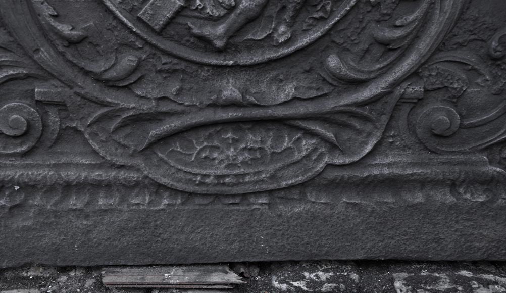 Antique large Louis XV style fireback with Diana and the sages, 18th century Antique large Louis XV style fireback with Diana and the sages, 18th century-5