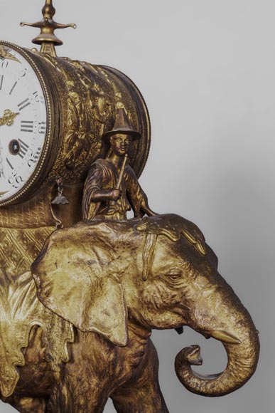 Christophe FRATIN (1801-1864) rare Asian elephant clock, in gilded and patinated bronze Christophe FRATIN (1801-1864) rare Asian elephant clock, in gilded and patinated bronze-1