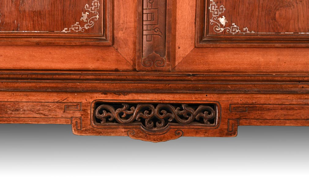 Gabriel VIARDOT (attributed to), Japanese furniture with mother-of-pearl inlaid panels, late 19th century Gabriel VIARDOT (attributed to), Japanese furniture with mother-of-pearl inlaid panels, late 19th century-14