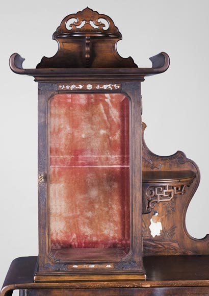 Japanese style secretary-showcase-2