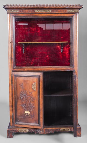 Display cabinet with Far Eastern decoration in the style of Gabriel Viardot (1830-1906) Display cabinet with Far Eastern decoration in the style of Gabriel Viardot (1830-1906)-1