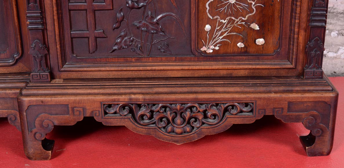 Small Japanese unit with a decor of vase with flowers and mother of pearl inlays Small Japanese unit with a decor of vase with flowers and mother of pearl inlays-14