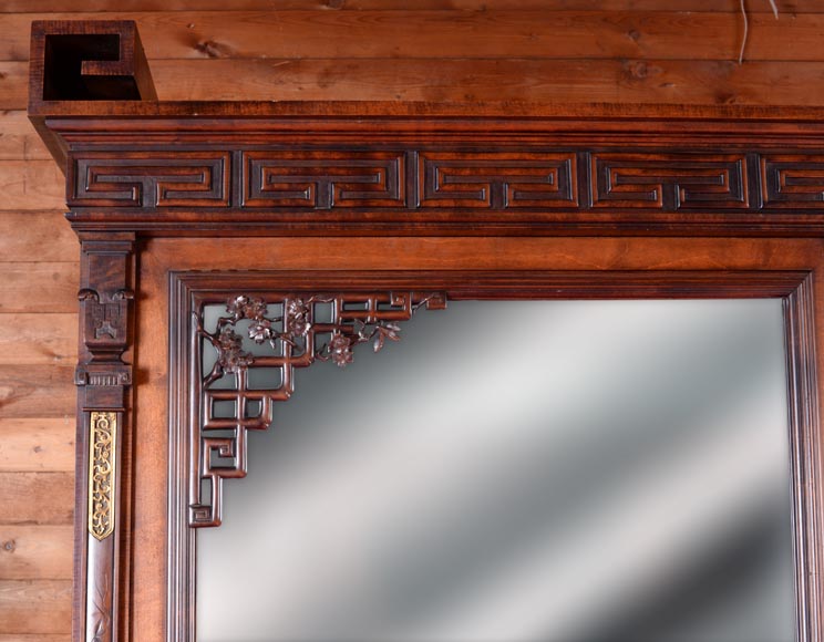 Gabriel VIARDOT (attributed to) - Asymmetrical cabinet with rich engraved and sculpted decoration of extreme oriental inspiration Gabriel VIARDOT (attributed to) - Asymmetrical cabinet with rich engraved and sculpted decoration of extreme oriental inspiration-4