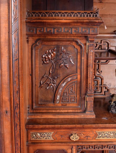 Gabriel VIARDOT (attributed to) - Asymmetrical cabinet with rich engraved and sculpted decoration of extreme oriental inspiration Gabriel VIARDOT (attributed to) - Asymmetrical cabinet with rich engraved and sculpted decoration of extreme oriental inspiration-6