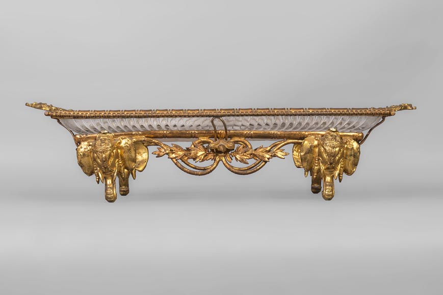 Japanese style crystal engraved vide-poche and gilded bronze frame with elephant heads Japanese style crystal engraved vide-poche and gilded bronze frame with elephant heads-1