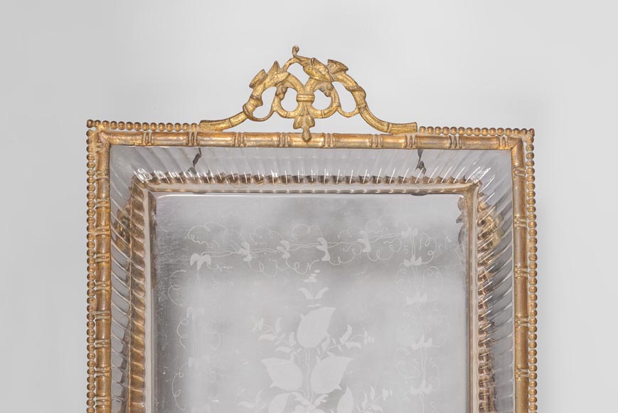 Japanese style crystal engraved vide-poche and gilded bronze frame with elephant heads Japanese style crystal engraved vide-poche and gilded bronze frame with elephant heads-5