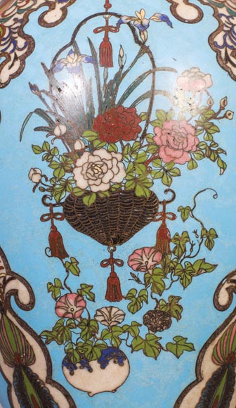 A pair of Japanese style lamps with elephant heads A pair of Japanese style lamps with elephant heads-10