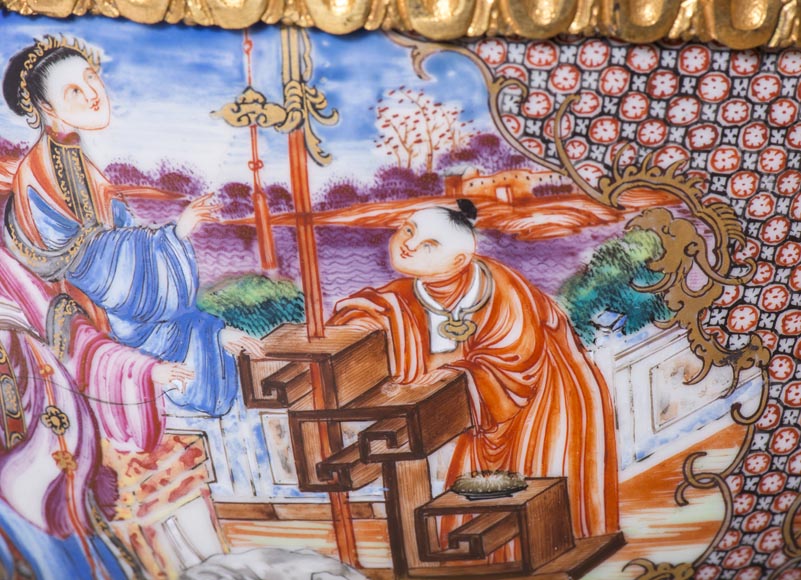 Canton porcelain cup with a beautiful gilt bronze mount, 19th century Canton porcelain cup with a beautiful gilt bronze mount, 19th century-10