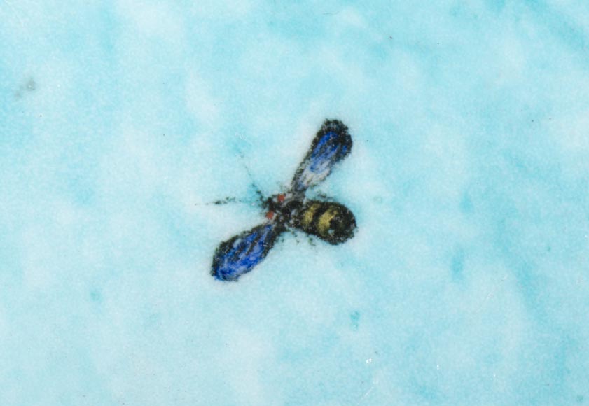 Théodore DECK (ceramist) and Anthony Ludovic REGNIER (painter) - Ceramic dish glazed with tiger lily and butterfly on a blue background Théodore DECK (ceramist) and Anthony Ludovic REGNIER (painter) - Ceramic dish glazed with tiger lily and butterfly on a blue background-3