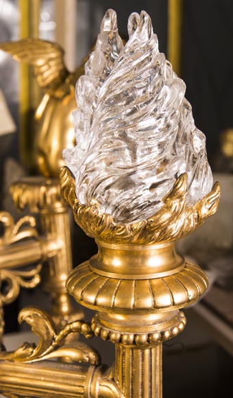 Beautiful antique Napoleon III style chandelier, with Putti carrying tulips Beautiful antique Napoleon III style chandelier, with Putti carrying tulips-8