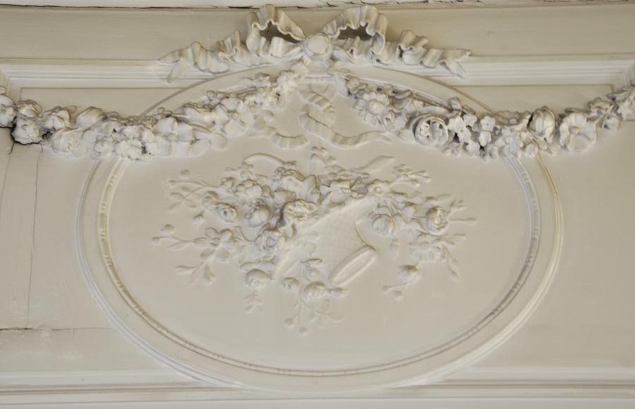 Antique Louis XVI style trumeau with floral basket decoration Antique Louis XVI style trumeau with floral basket decoration-1