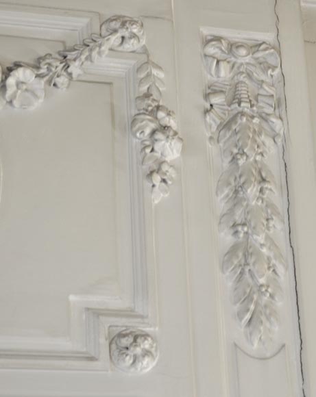 Antique Louis XVI style trumeau with floral basket decoration Antique Louis XVI style trumeau with floral basket decoration-2