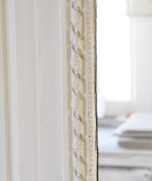 Antique Louis XVI style trumeau with floral basket decoration Antique Louis XVI style trumeau with floral basket decoration-3