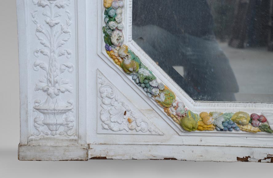 Napoleon III style overmantel pierglass with carved decoration of a garland of fruits Napoleon III style overmantel pierglass with carved decoration of a garland of fruits-5