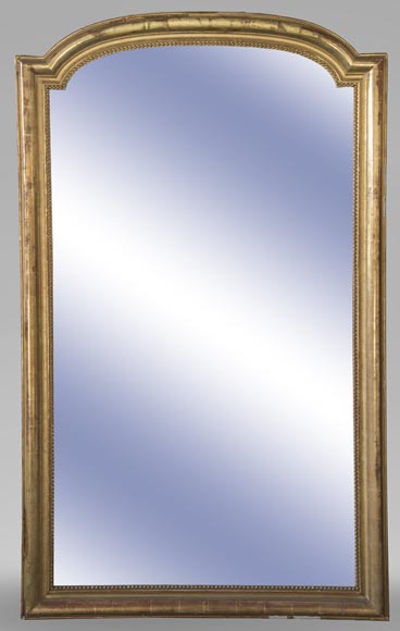 Louis-Philippe style trumeau made out of gilded stucco and wood with pearl decoration Louis-Philippe style trumeau made out of gilded stucco and wood with pearl decoration -0