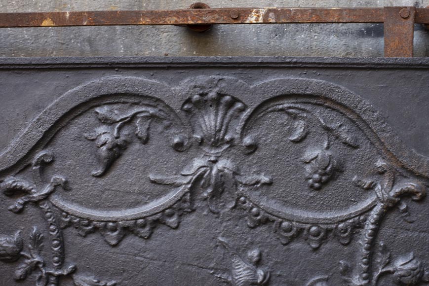 Modern fireback with Chinese-style decoration illustrating Modern fireback with Chinese-style decoration illustrating