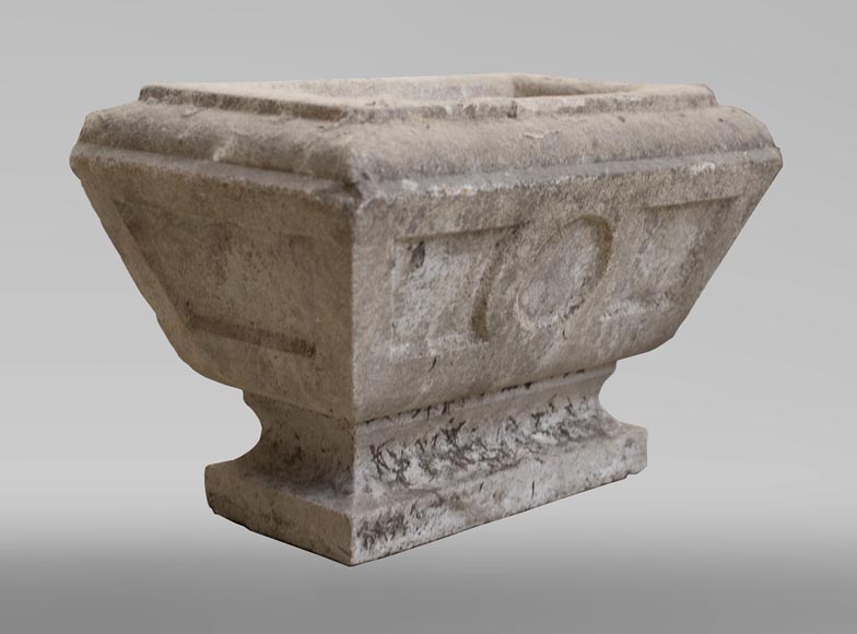 19th century stone planter 19th century stone planter-2
